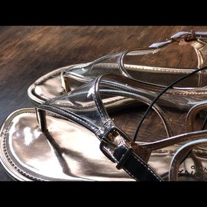 Brand New - Rose Gold Flats